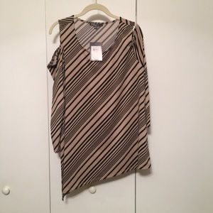 Brand new camel and black bias stripe, open sleeve